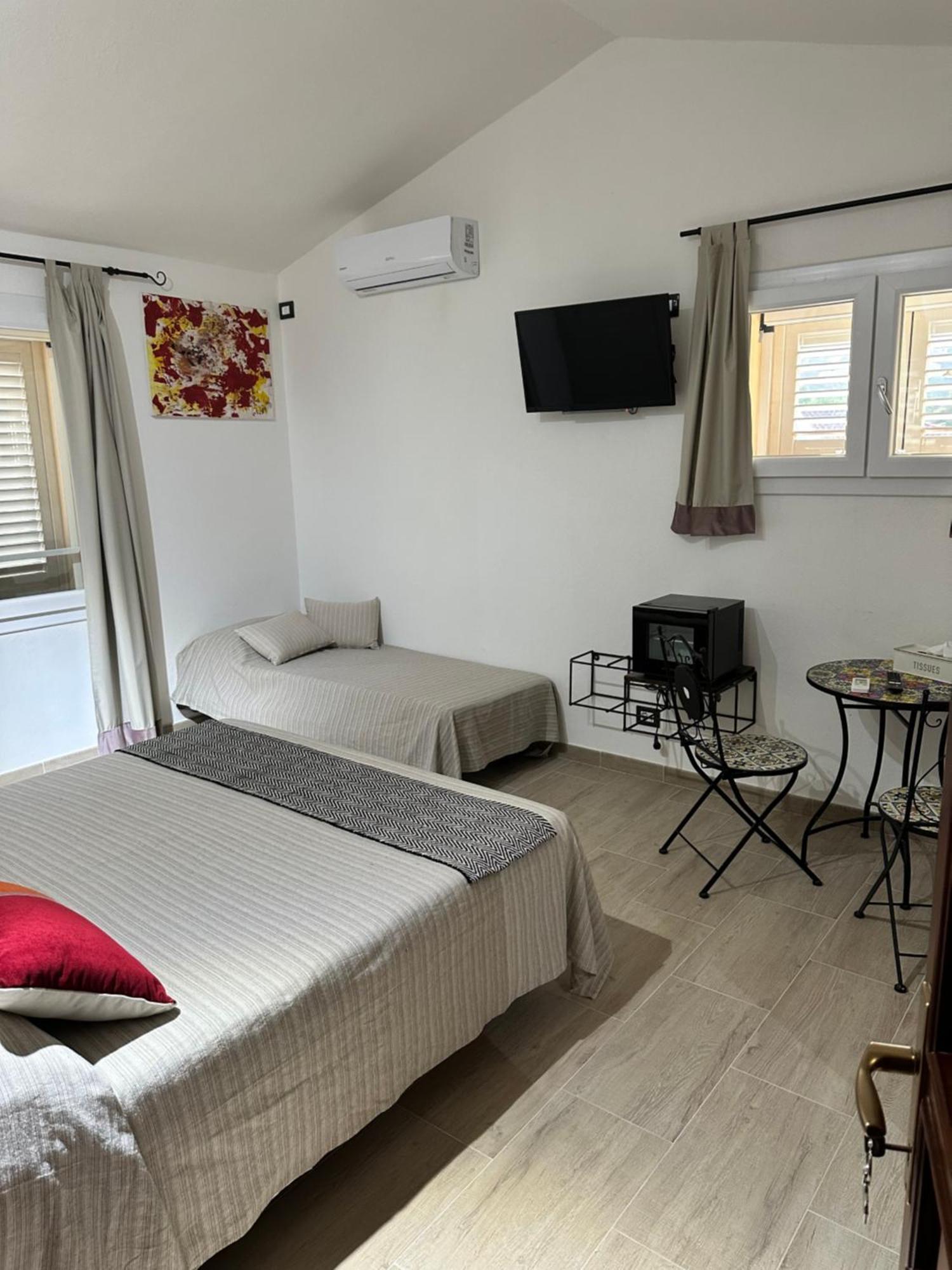 Relais Del Poggio Panzió Capoterra Kültér fotó